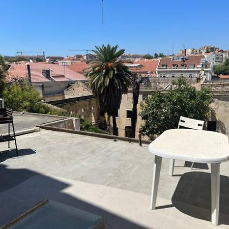Apartamento Com Terraco E Churrasqueira Apartment Lisbon Exterior photo