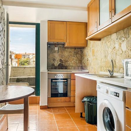 Apartamento Com Terraco E Churrasqueira Apartment Lisbon Exterior photo